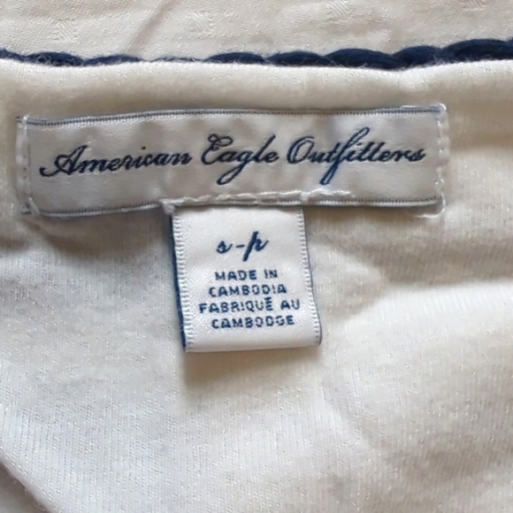 3 for $15 - American Eagle Outfitters Shelf Bra Tank Tops Bundle - Picture 5 of 7